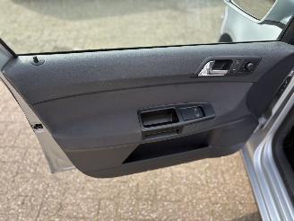 Volkswagen Polo  picture 9