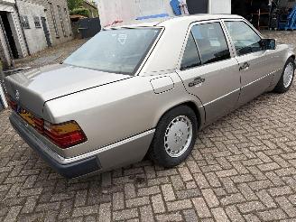Mercedes 200-serie  picture 14
