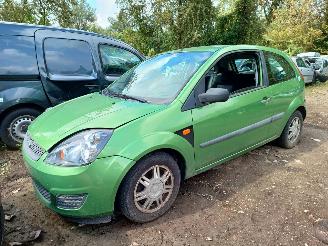 Salvage car Ford Fiesta 1.3-8V Style 2006/3