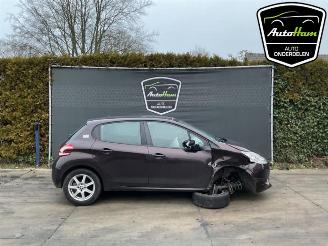 Uttjänta bilar auto Peugeot 208 208 I (CA/CC/CK/CL), Hatchback, 2012 / 2019 1.2 Vti 12V PureTech 82 2013/6