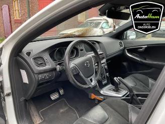 Volvo V-40 V40 (MV), Hatchback 5-drs, 2012 / 2019 1.5 T3 16V Geartronic picture 9