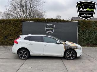 Damaged car Volvo V-40 V40 (MV), Hatchback 5-drs, 2012 / 2019 1.5 T3 16V Geartronic 2019/1