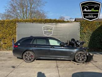 Salvage car BMW 5-serie 5 serie Touring (G31), Combi, 2017 530i 2.0 TwinPower Turbo 16V Mild Hybrid 2021/8