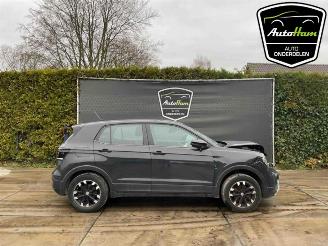rozbiórka samochody osobowe Volkswagen T-Cross T-Cross, SUV, 2018 1.0 TSI 95 12V 2020/0