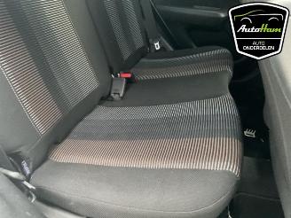 Peugeot 108 108, Hatchback, 2014 1.0 12V picture 16