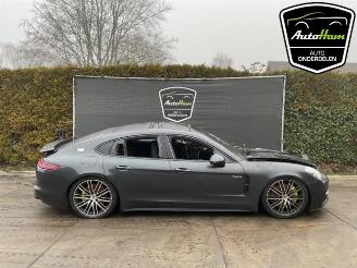 Coche siniestrado Porsche Panamera Panamera (971G), Liftback, 2016 / 2023 2.9 V6 24V 4 E-Hybrid 2017/7