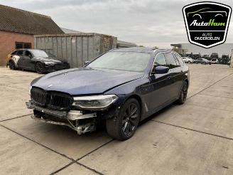 BMW 5-serie 5 serie Touring (G31), Combi, 2017 520i 2.0 TwinPower Turbo 16V picture 4
