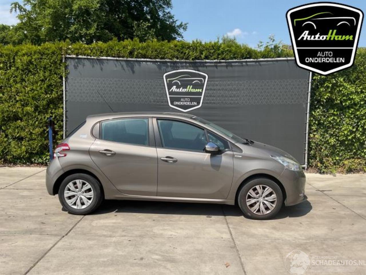 Peugeot 208 208 I (CA/CC/CK/CL), Hatchback, 2012 / 2019 1.2 Vti 12V PureTech 82