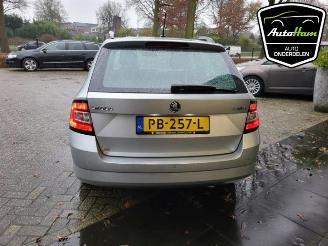 Skoda Fabia Fabia III Combi (NJ5), Combi 5-drs, 2014 / 2022 1.2 TSI 16V Greentech picture 4