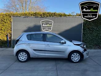 Salvage car Hyundai I-20 i20, Hatchback, 2008 / 2015 1.2i 16V 2013/3
