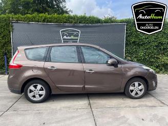 Coche siniestrado Renault Grand-scenic Grand Scenic III (JZ), MPV, 2009 / 2016 1.4 16V TCe 130 2009/7