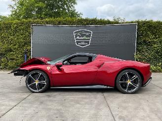Salvage car Ferrari 300 M 296 GTS 3.0 PHEV Cabrio  Elektrisch Benzine 2.992cc 610kW (829pk) 2025/1