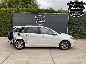 disassembly passenger cars Peugeot 308 308 SW (L4/L9/LC/LJ/LR), Combi 5-drs, 2014 / 2021 1.6 BlueHDi 120 2015/10