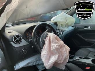 Mercedes B-klasse B (W246), Hatchback, 2011 / 2018 1.6 B-200 BlueEFFICIENCY Turbo 16V picture 14