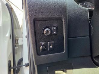 Nissan Qashqai 1.6 16V SUV  Benzine 1.598cc 86kW (117pk) FWD 2010-11/2014-01 (J10A; J10B) HR16DE picture 16