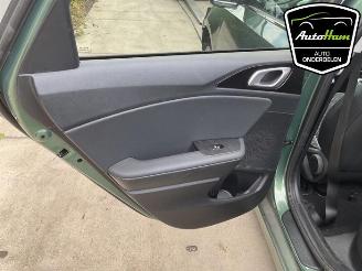 Kia Cee d Ceed Sportswagon (CDF), Combi 5-drs, 2018 1.0i T-GDi 12V picture 31