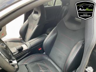 Mercedes Cla-klasse CLA (118.3), Sedan, 2019 1.3 CLA-200 Turbo 16V picture 22
