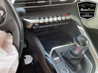 Peugeot 3008 3008 II (M4/MC/MJ/MR), MPV, 2016 1.2 12V e-THP PureTech 130 picture 20