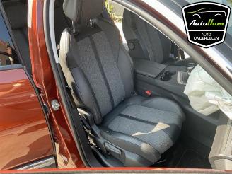 Peugeot 3008 3008 II (M4/MC/MJ/MR), MPV, 2016 1.2 12V e-THP PureTech 130 picture 26