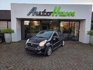 Voiture accidenté Suzuki Alto 1.0 12V Hatchback 4Dr Benzine 996cc 50kW (68pk) FWD 2009-01 (GFC31S) K10B 2013/5
