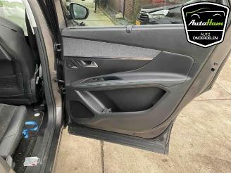 Peugeot 5008 5008 II (M4/MC/MJ/MR), MPV, 2016 / 2024 1.2 12V e-THP PureTech 130 picture 26