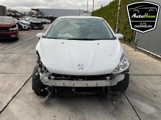 Peugeot 208 208 I (CA/CC/CK/CL), Hatchback, 2012 / 2019 1.0 Vti 12V PureTech picture 3