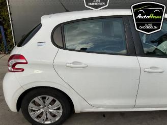 Peugeot 208 208 I (CA/CC/CK/CL), Hatchback, 2012 / 2019 1.0 Vti 12V PureTech picture 12