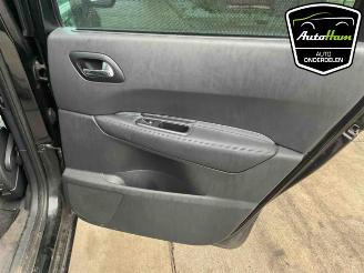 Peugeot 5008 5008 I (0A/0E), MPV, 2009 / 2017 1.6 THP 16V picture 28