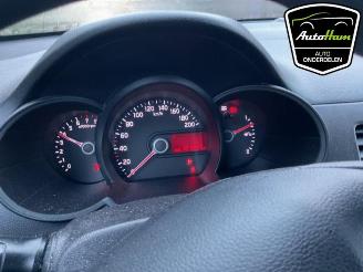 Kia Picanto Picanto (TA), Hatchback, 2011 / 2017 1.0 12V picture 16