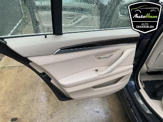 BMW 5-serie 5 serie (F10), Sedan, 2009 / 2016 530i 24V TwinPower Turbo picture 26