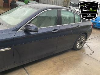BMW 5-serie 5 serie (F10), Sedan, 2009 / 2016 530i 24V TwinPower Turbo picture 5