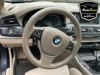 BMW 5-serie 5 serie (F10), Sedan, 2009 / 2016 530i 24V TwinPower Turbo picture 16
