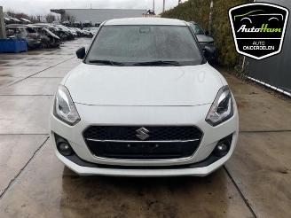 Suzuki Swift Swift (ZC/ZD), Hatchback 5-drs, 2017 1.2 Dual Jet 16V picture 3