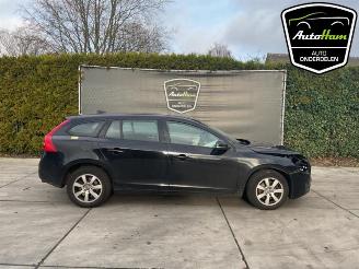 Autoverwertung Volvo V-60 V60 I (FW/GW), Combi, 2010 / 2018 1.6 T3 16V 2011/3
