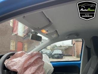 Volkswagen Up! Up! (121), Hatchback, 2011 1.0 12V 60 picture 21