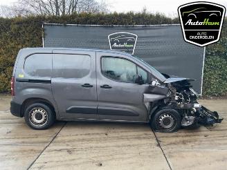 Unfallwagen Peugeot Partner Partner (EA//EF/EN/EU), Van, 2018 1.5 BlueHDi 75 2020/6
