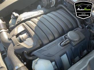 Porsche Cayenne Cayenne II (92A), SUV, 2010 / 2018 4.8 V8 32V GTS picture 14