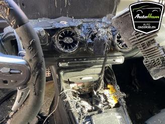 Mercedes A-klasse A-Klasse AMG (177.0), Hatchback, 2018 / 2025 2.0 A-35 AMG Turbo 16V 4Matic picture 16