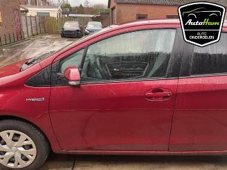 Toyota Yaris Yaris III (P13), Hatchback, 2010 / 2020 1.5 16V Hybrid picture 7