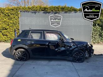 Auto da rottamare Mini Cooper Mini (F55), Hatchback 5-drs, 2013 1.5 12V Cooper 2016/7