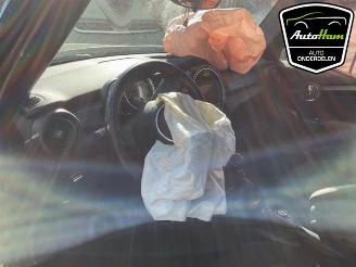 Mini Cooper Mini (F55), Hatchback 5-drs, 2013 1.5 12V Cooper picture 15