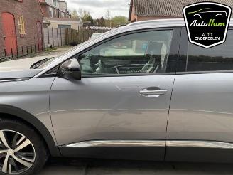 Peugeot 5008 5008 II (M4/MC/MJ/MR), MPV, 2016 / 2024 1.2 12V Hybrid picture 6