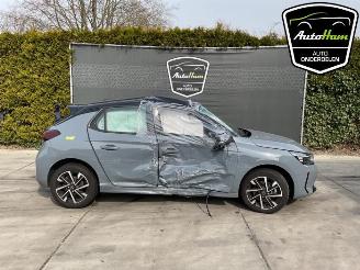Salvage car Opel Corsa Corsa F (UB/UH/UP), Hatchback 5-drs, 2019 1.2 Turbo 12V 100 Hybrid 2024/3