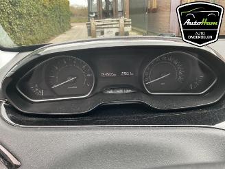 Peugeot 208 208 I (CA/CC/CK/CL), Hatchback, 2012 / 2019 1.2 Vti 12V PureTech 82 picture 20