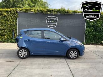 Salvage car Hyundai I-10 i10 (B5), Hatchback, 2013 / 2019 1.0 12V 2014/10