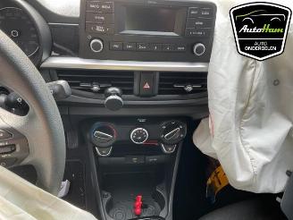 Kia Picanto Picanto (JA), Hatchback, 2017 1.0 DPi 12V picture 19