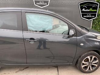Citroën C1 C1, Hatchback, 2014 / 2021 1.0 12V VVT-i picture 12