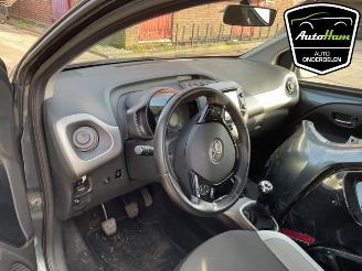 Toyota Aygo Aygo (B40), Hatchback, 2014 1.0 12V VVT-i picture 12