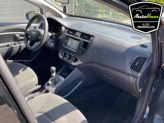 Kia Rio Rio III (UB), Hatchback, 2011 / 2017 1.2 CVVT 16V picture 10