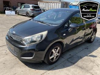 Kia Rio Rio III (UB), Hatchback, 2011 / 2017 1.2 CVVT 16V picture 4